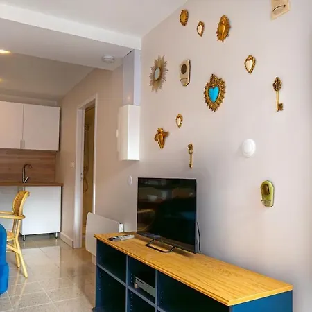 Apartman Proche Sanctuaires - Confort Premium - Parking Facile *