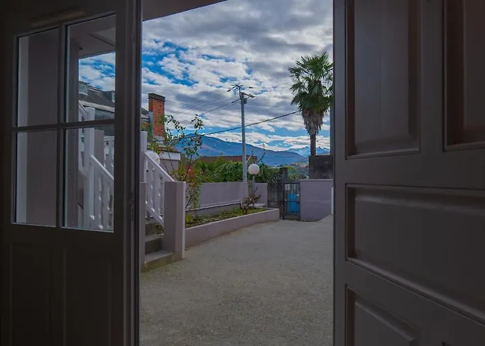 Proche Sanctuaires - Confort Premium - Parking Facile Lourdes