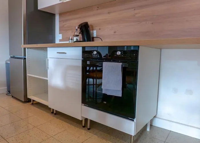 شقة Proche Sanctuaires - Confort Premium - Parking Facile