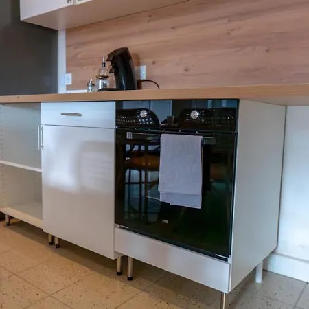 Apartment Proche Sanctuaires - Confort Premium - Parking Facile